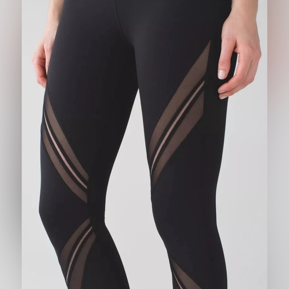 Lululemon High Times Pant (Metta) *Full-On Luxtreme Leggings in Black - Picture 3 of 13